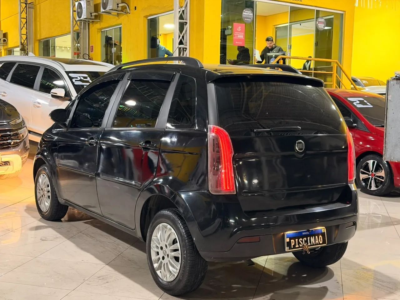 Fiat Idea Attractive 1.4 Fire Flex 8V 5P 2012 - Foto 3
