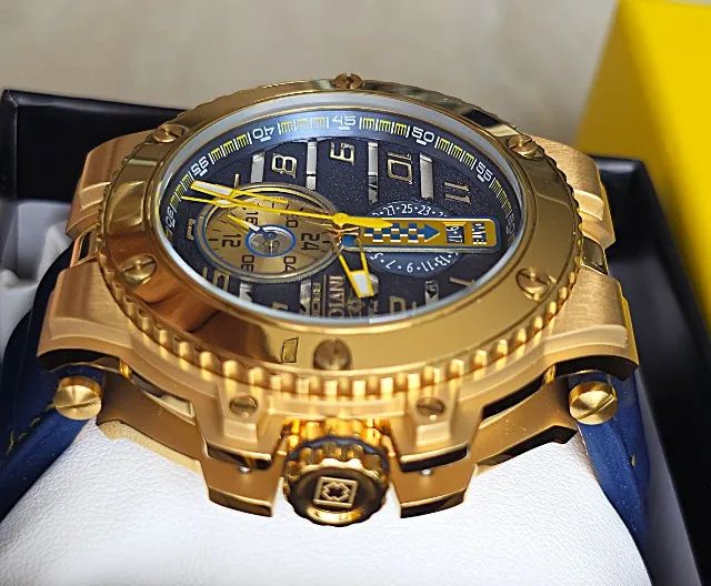 Relógio Invicta Racing Downforce Dourado couro azul - Foto 5
