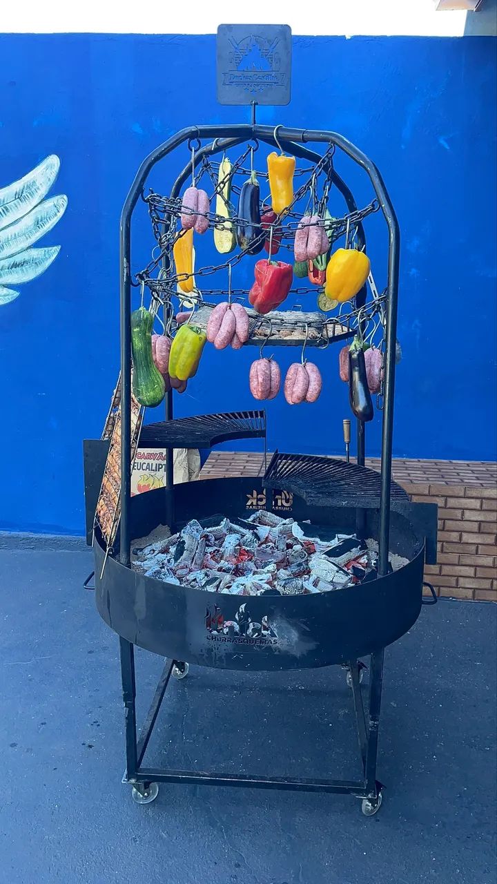 Churrasqueiro e cozinheira  - Foto 2