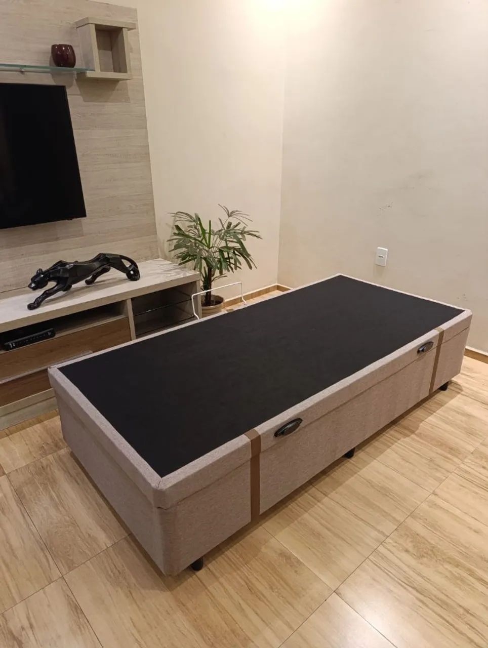 Box baú solteiro alto padrão impecável (entrega grátis)