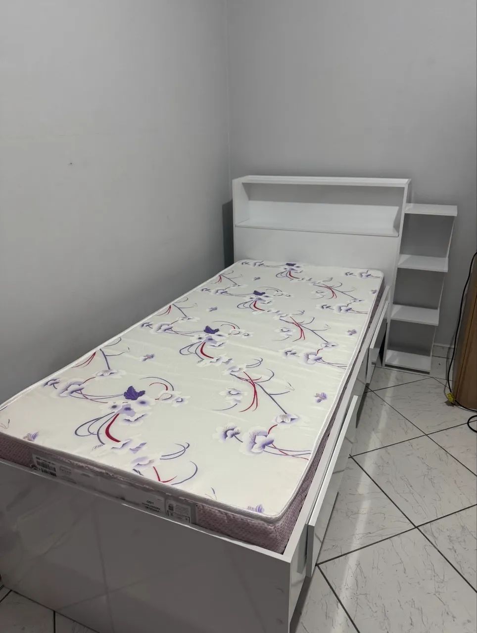 CAMA SOLTEIRO