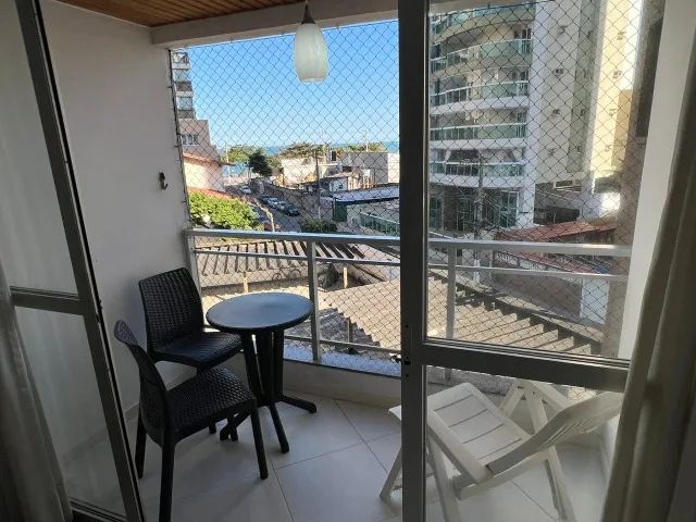 Apt 2 quartos na quadra do mar