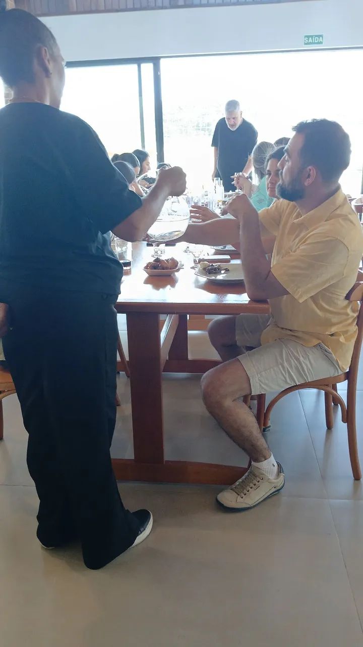 Garçons e copeiros para eventos e festa infantil  - Foto 3