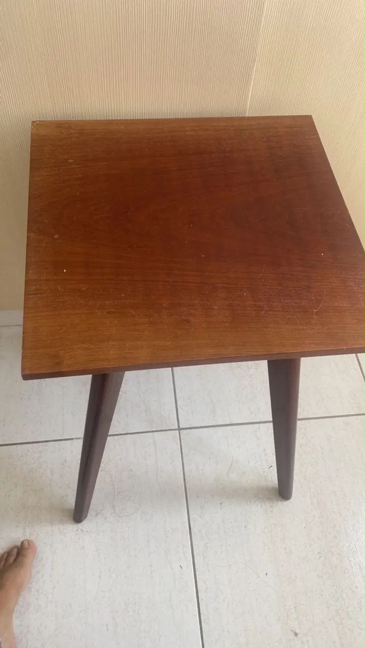 Vendo mesa de madeira 
