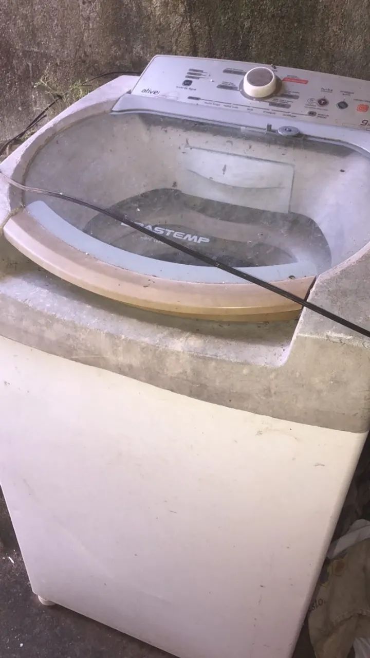 Maquina de lavar usada