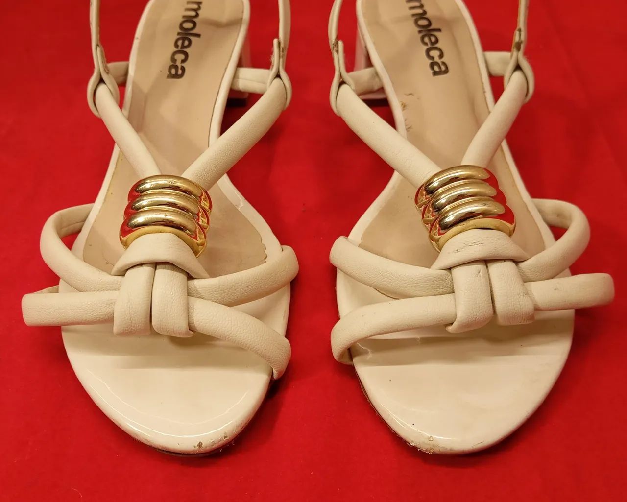 Sandália Moleca Off-White com Detalhe Dourado - Tam 34 - Foto 5
