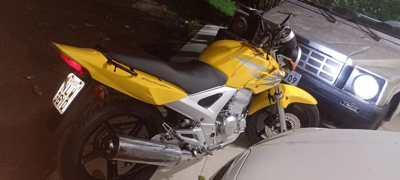Cbx Twister 250 - Foto 2