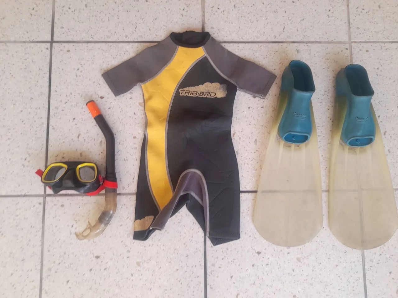 Material para mergulhos 