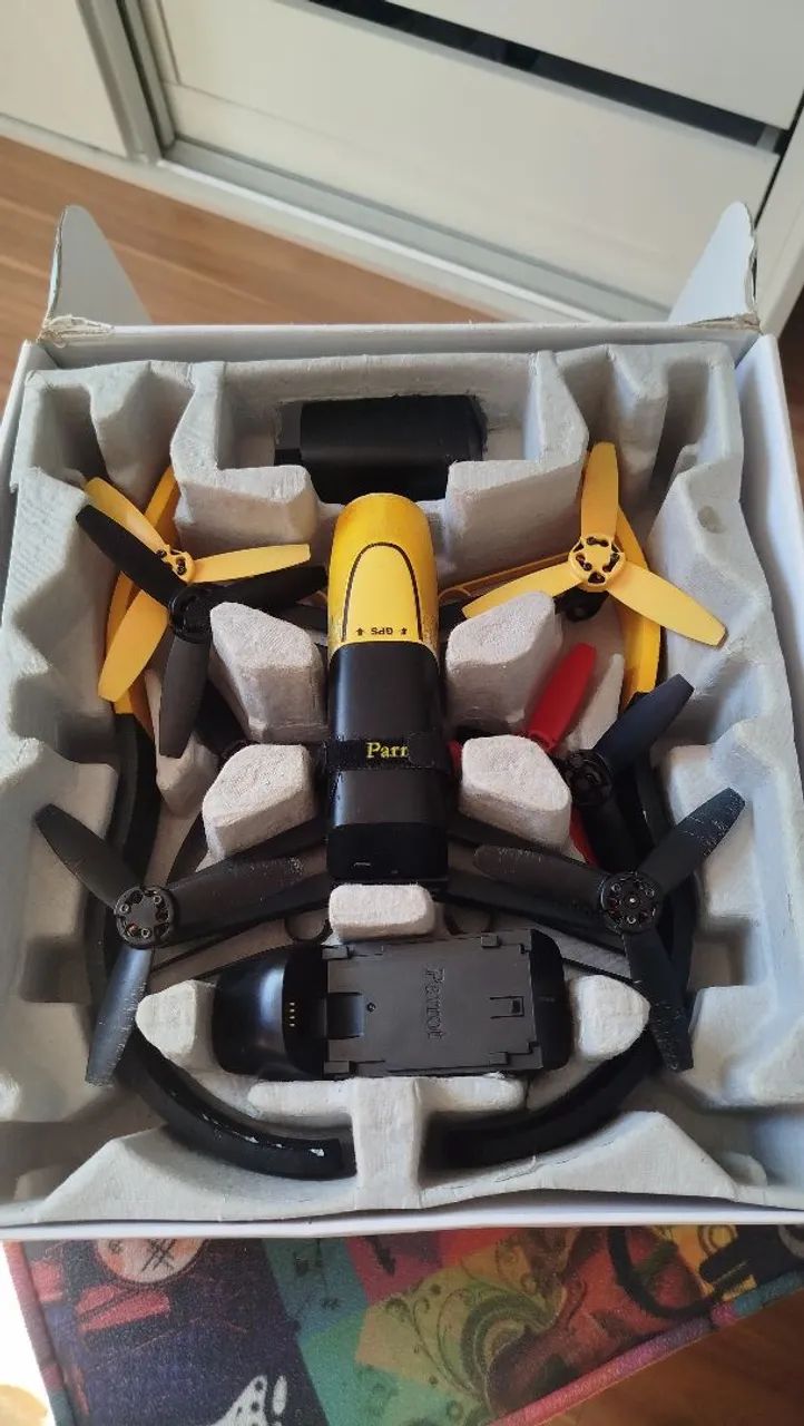 Drone Parrot Bebop Original + Controle FLYPAD + Caixa + Acessórios - Foto 2
