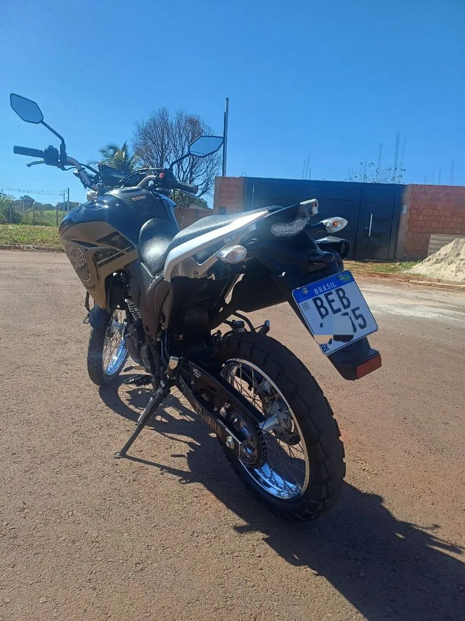 XTZ Lander - Foto 4