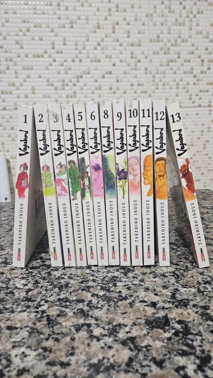 Mangá Vagabond 1 ao 13.