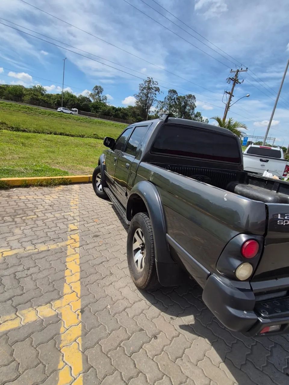Mitsubishi L200 L200 Sport HPE 2.5 4x4 CD DTI Dies. Aut. 2006