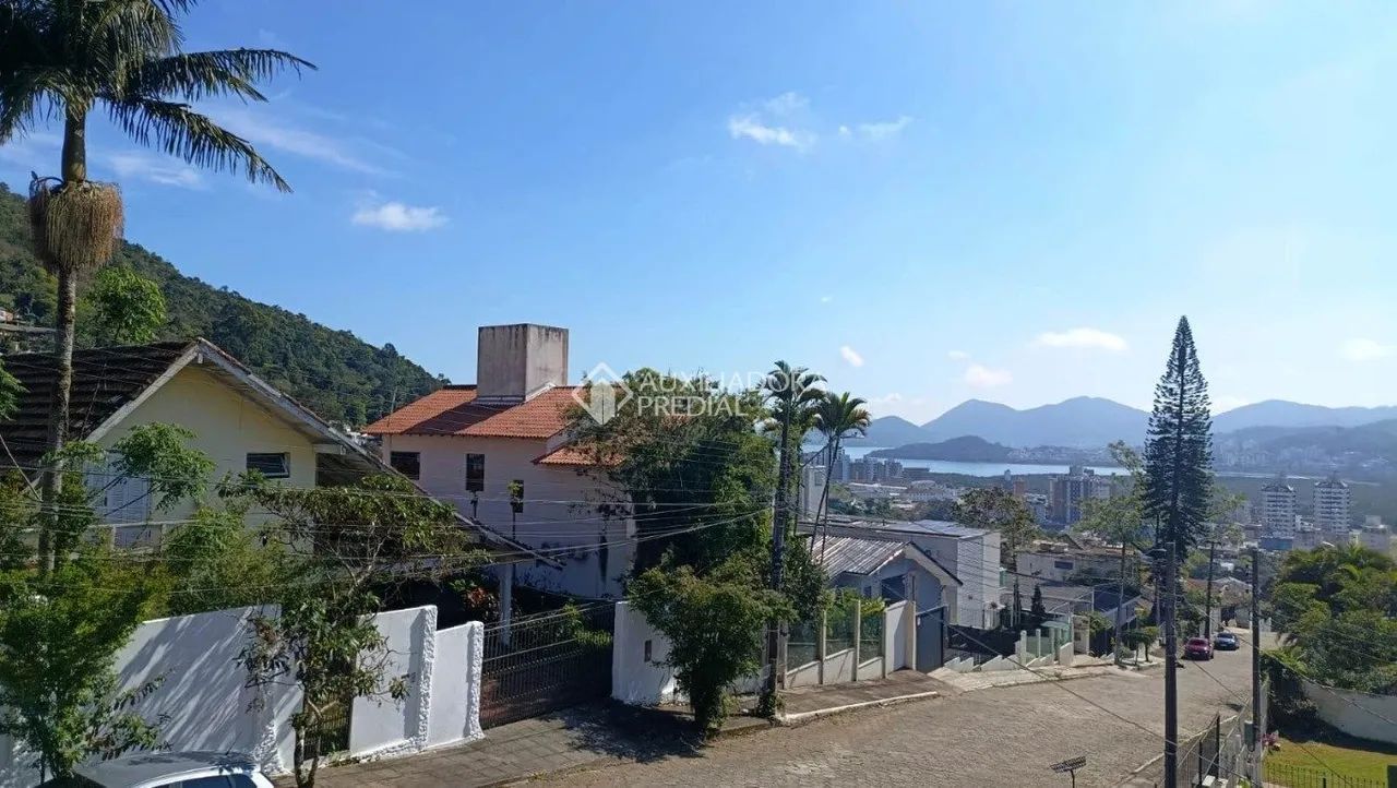 Casa na Trindade com 3 suítes e vista de cinema! - Foto 4