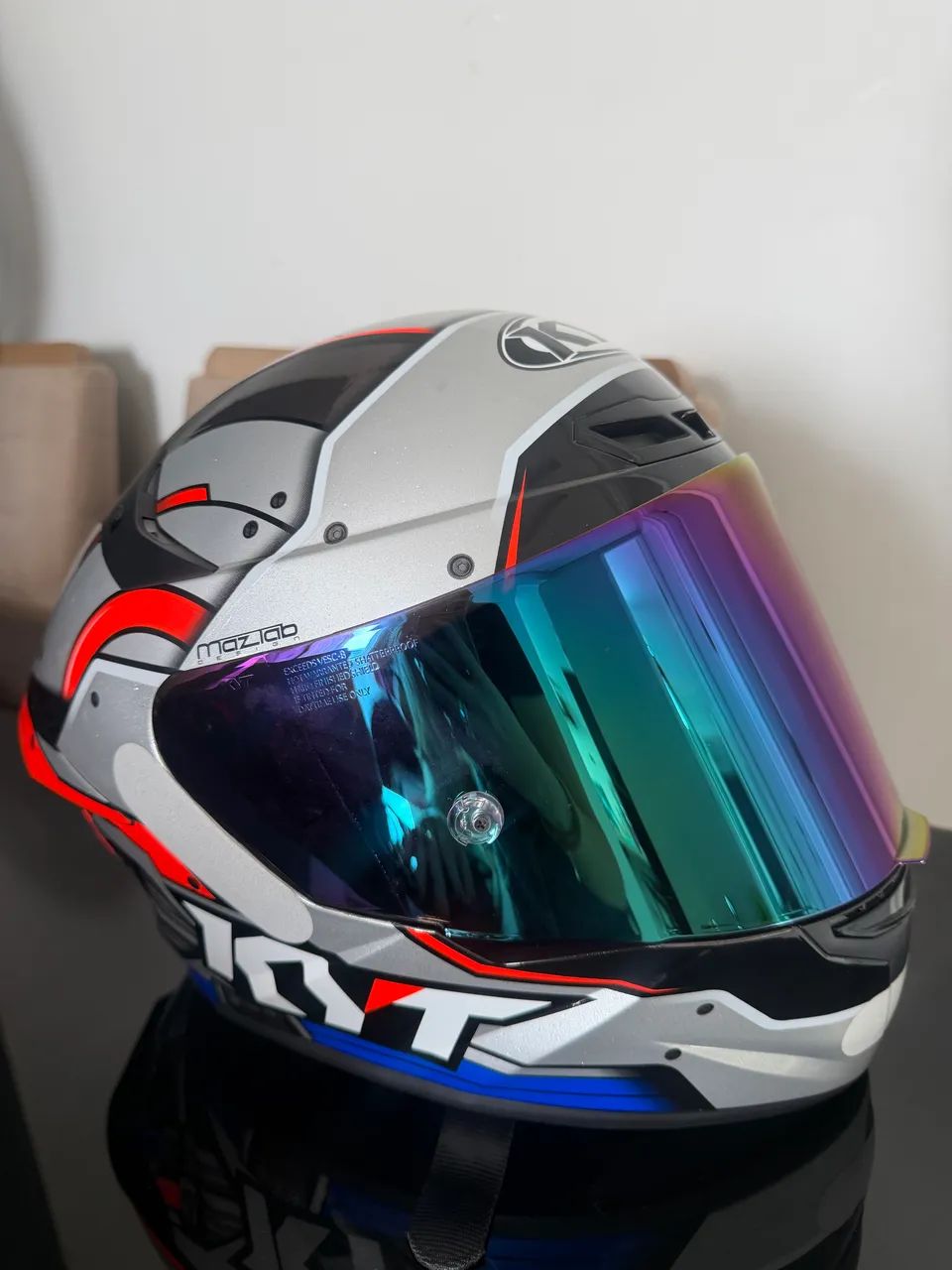 CAPACETE NOVO KYT 