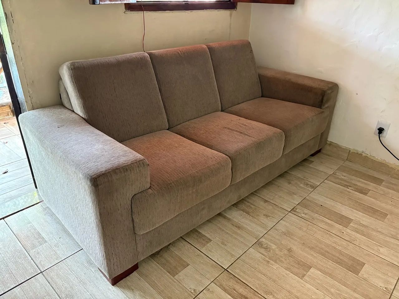 Sofá de 3 lugares 
