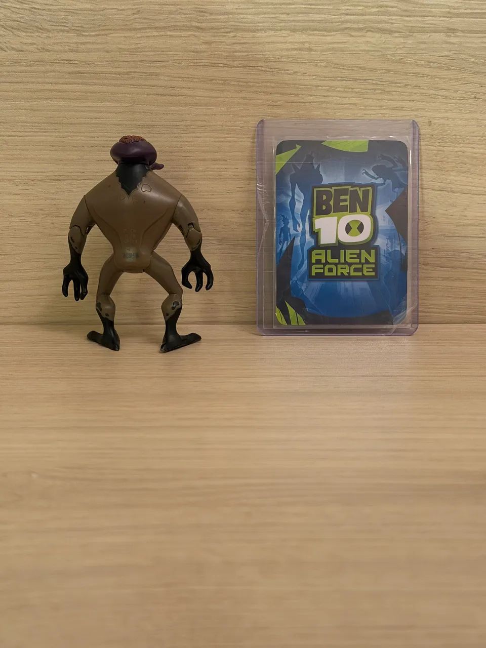 DNALien Ben 10 UAF - Acompanha Réplica da Card - Foto 2
