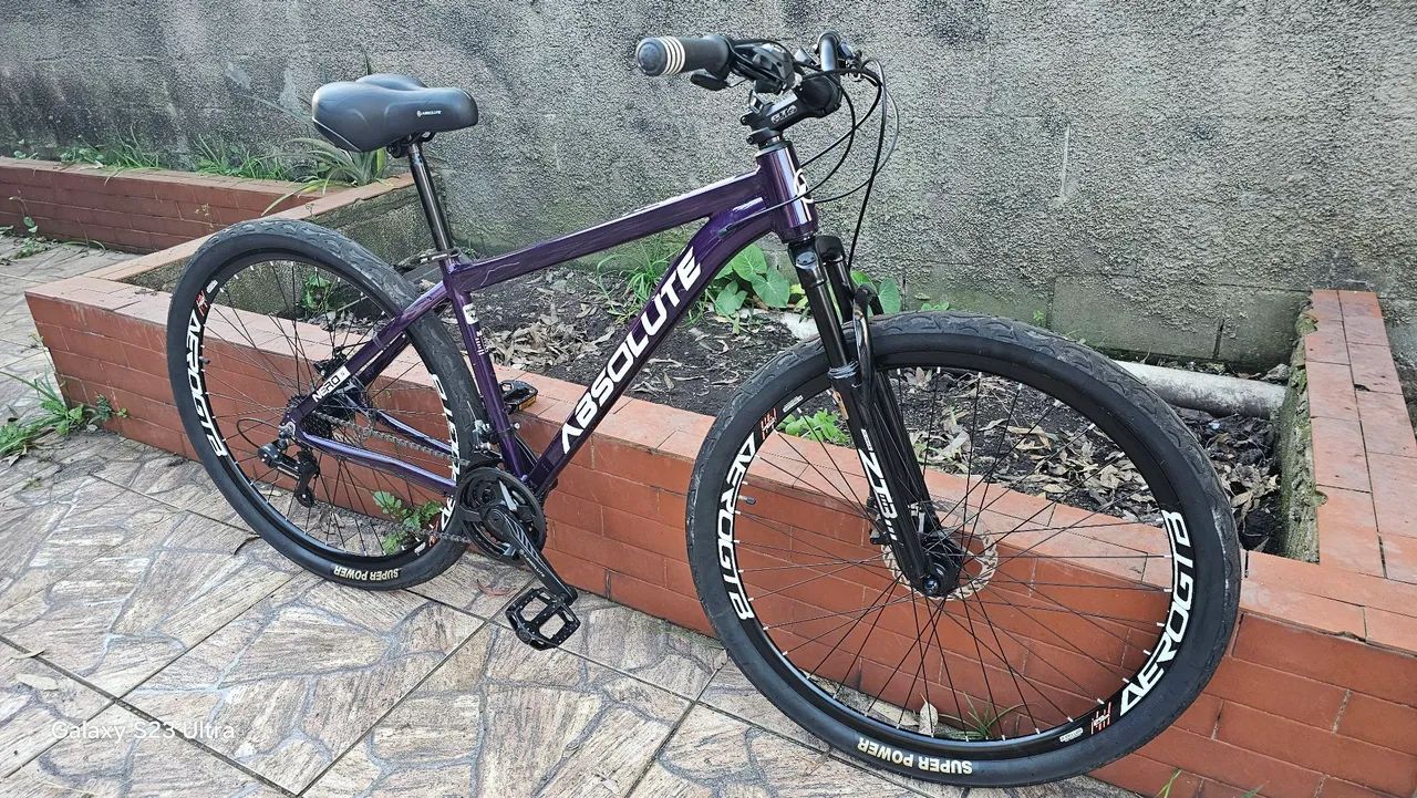 Nero 5 aro 29 com suspensão e freio a disco. Nova!