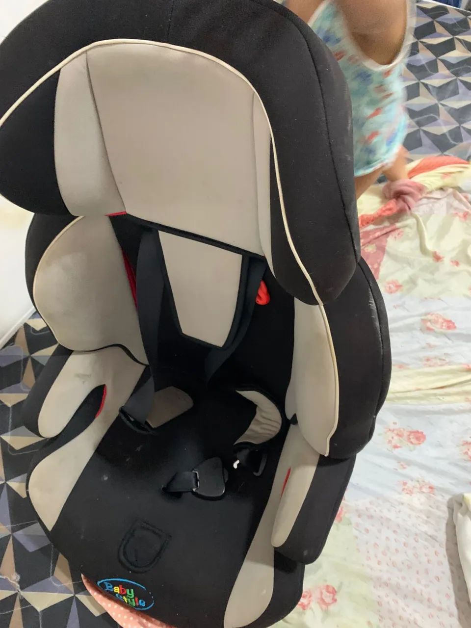 Vendo cadeira assento infantil 
