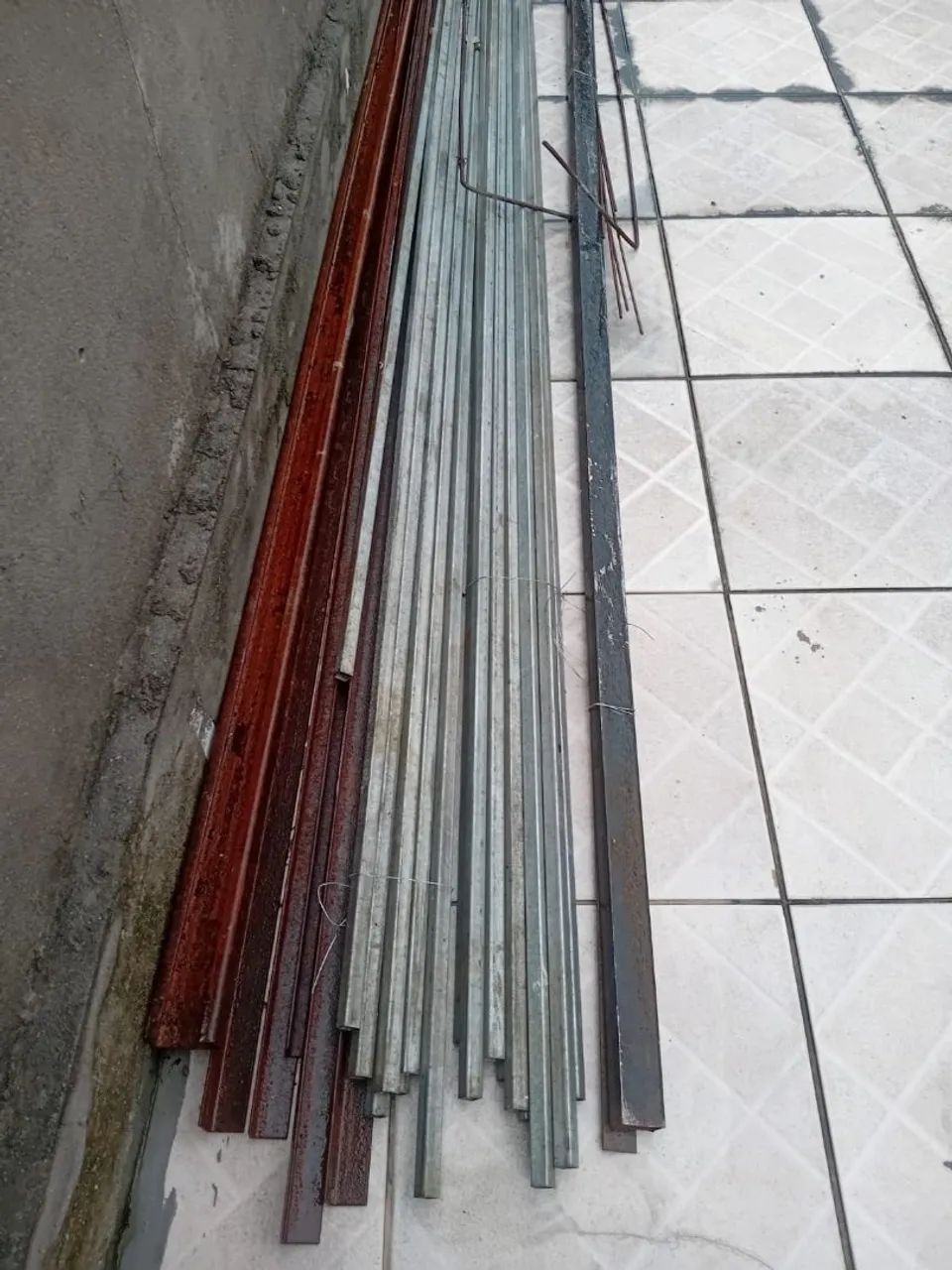 Barras de Metalon 20x20 Galvanizado - 18 unidades