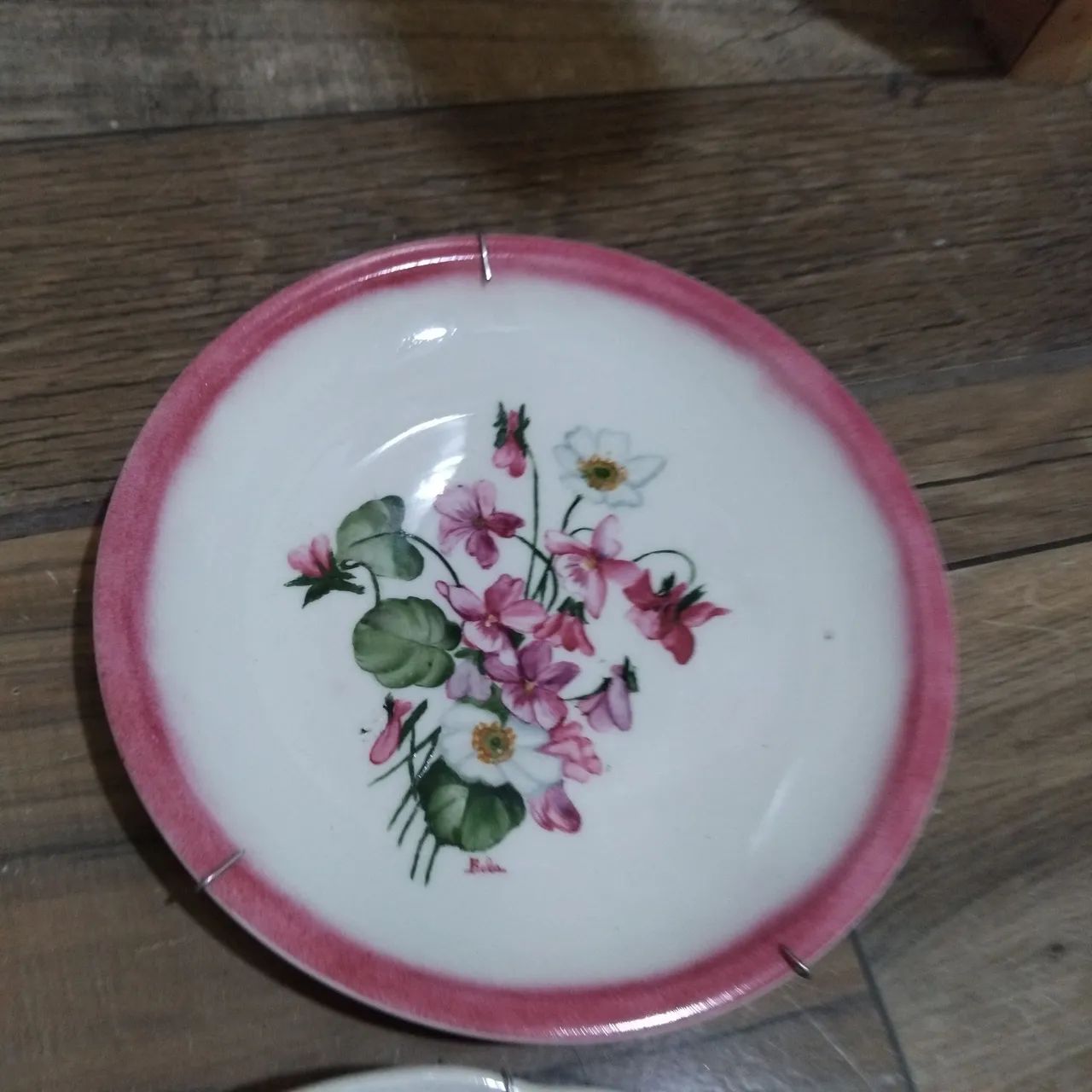 3 pratos de parede porcelana  - Foto 2