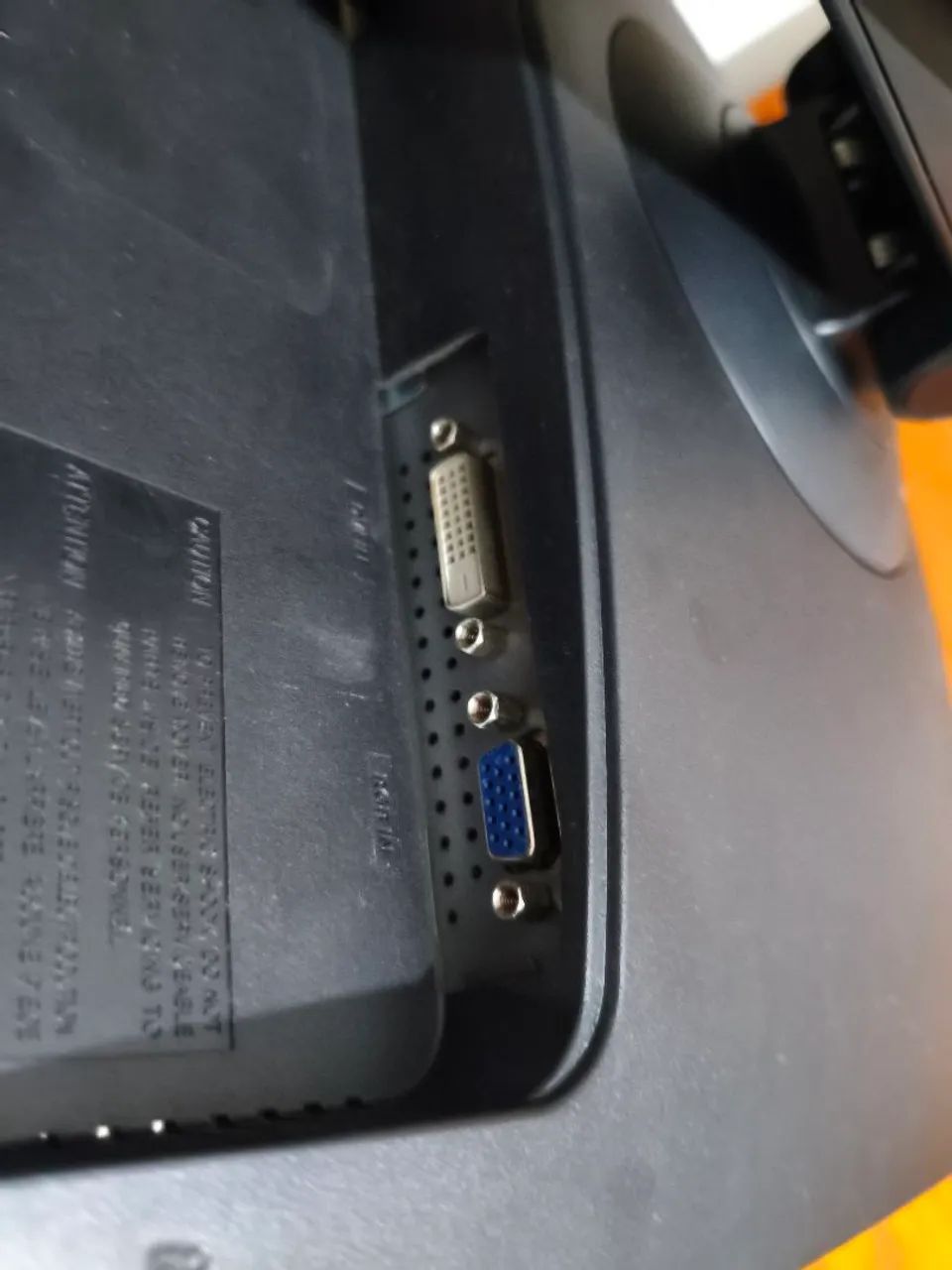 Monitor Samsung SyncMaster 743B - 17 polegadas  - Foto 3