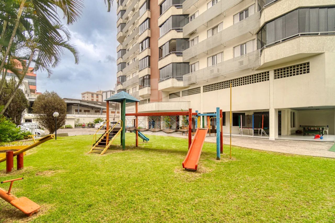Apartamento à venda no Edifício Montes Claros
