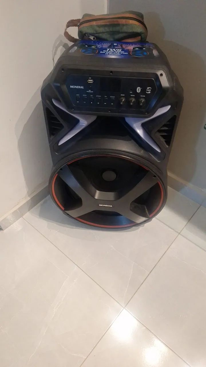 CAIXA MUDIAL 700W 