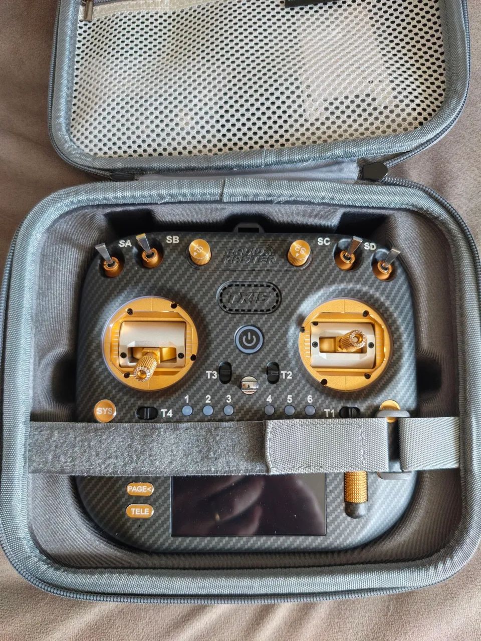 Radiomaster TX15 Max ELRS dourado - Foto 2