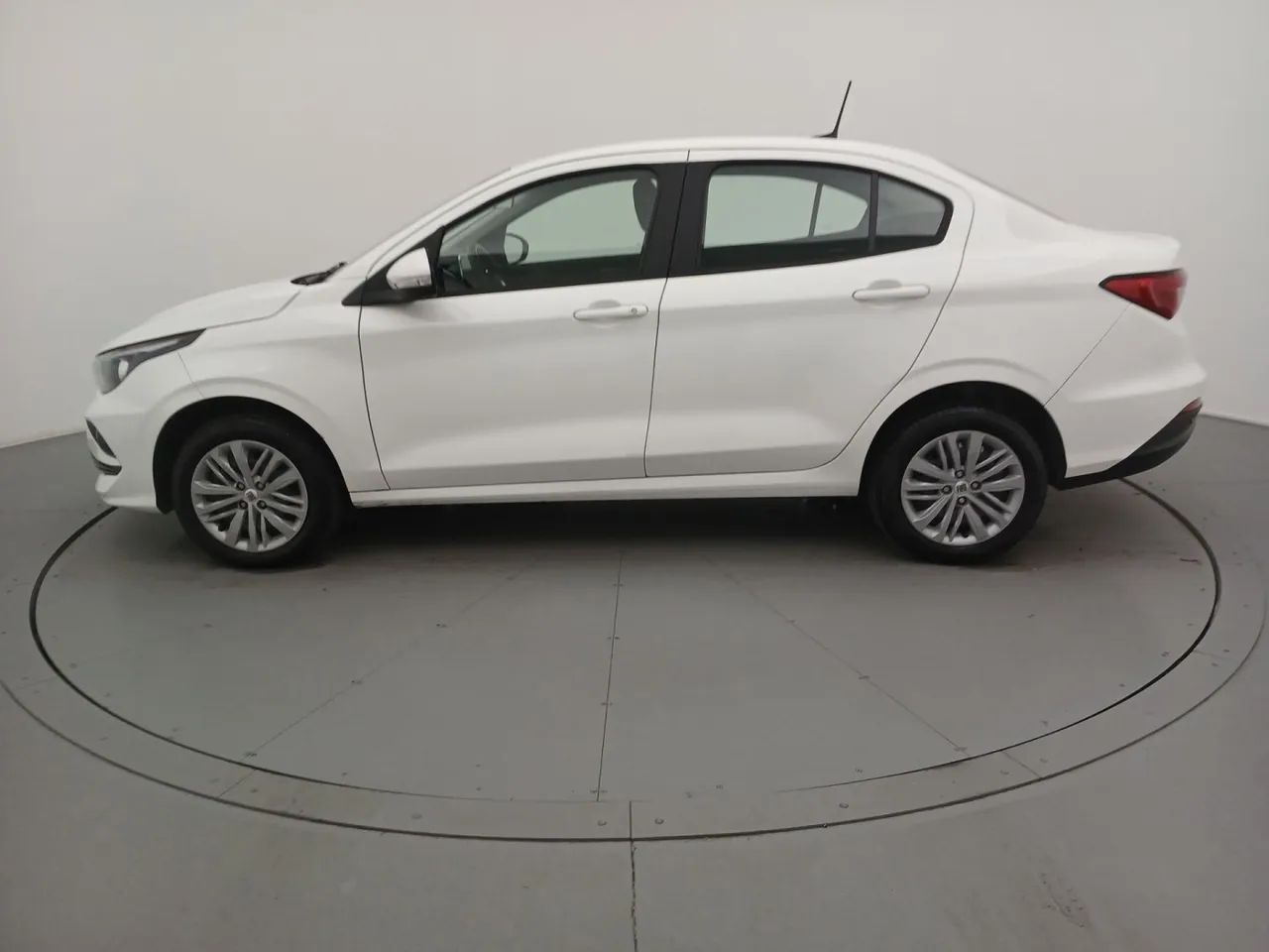Fiat Cronos Drive 1.3 8V Flex Aut. 2025 - Foto 2