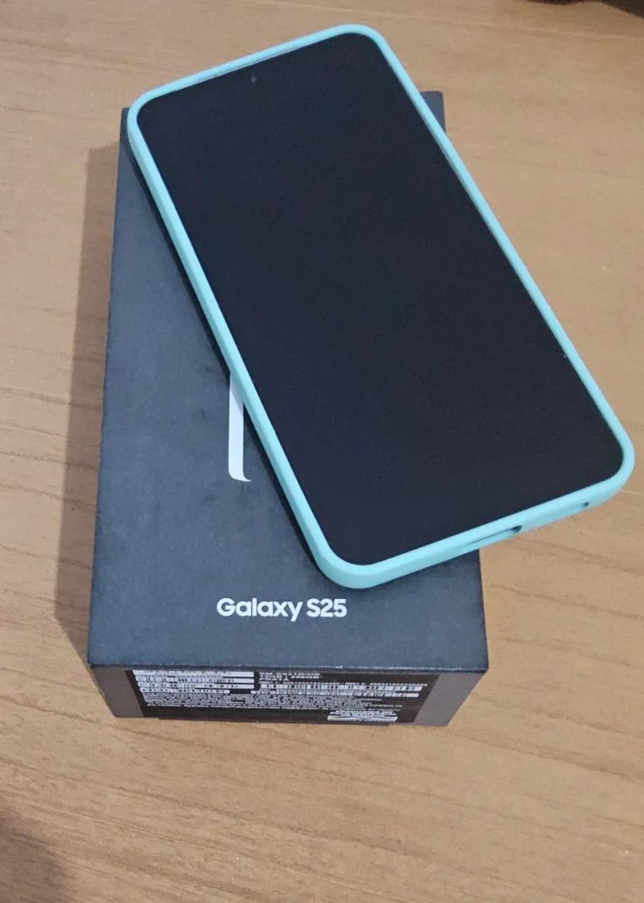 Samsung Galaxy S25 (256GB)