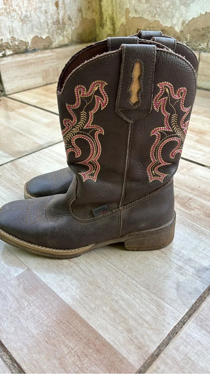 Bota feminina 
