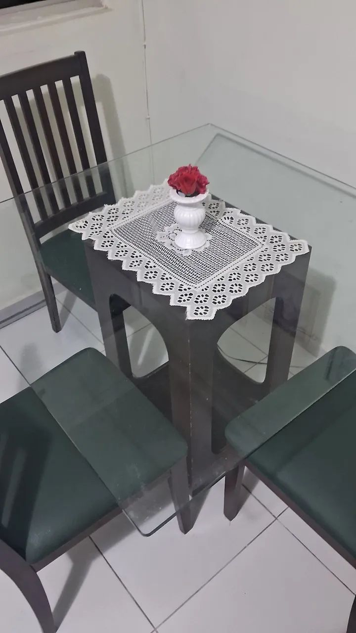 Mesa de jantar de madeira de lei - Foto 2