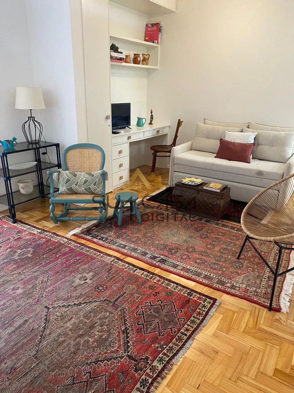 Apartamento reformado à venda em Copacabana REF: AP0229