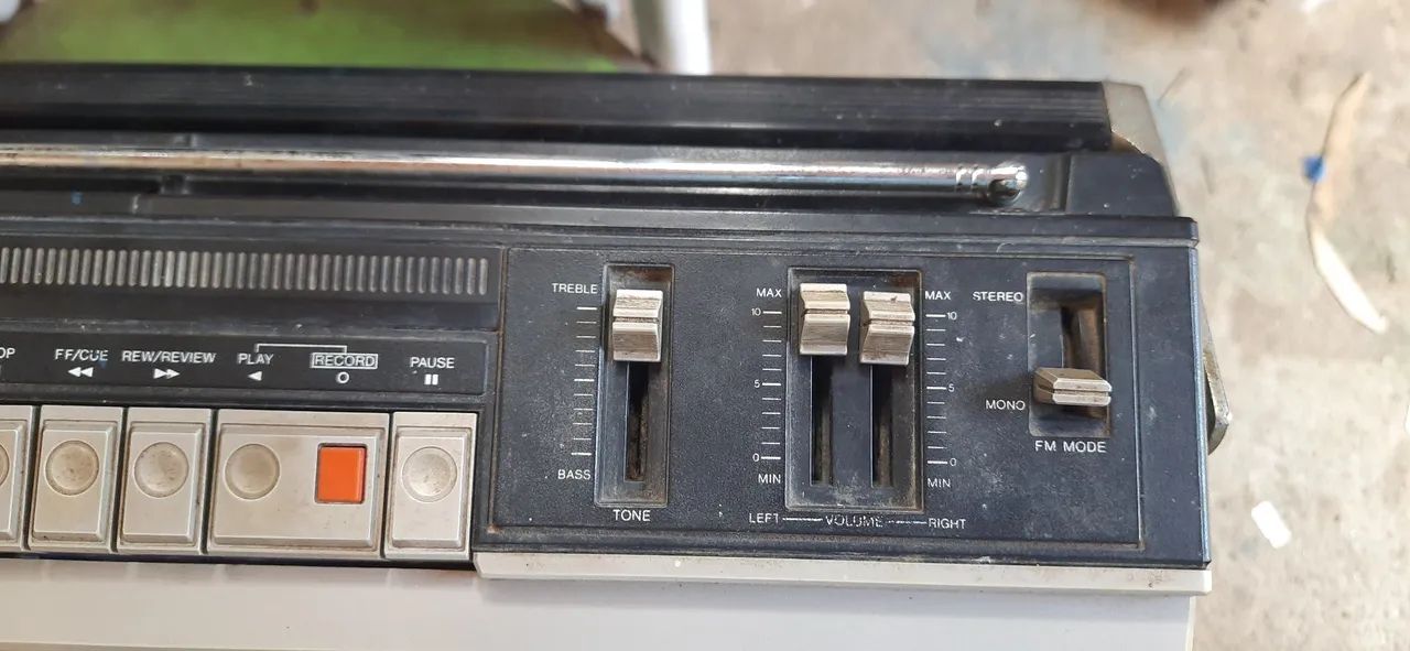 Rádio gravador  antigo  - Foto 3