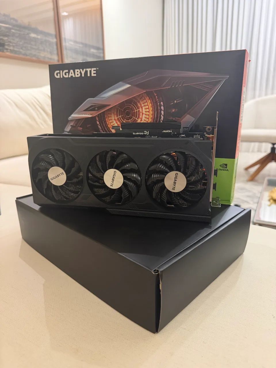 RTX 4070 SUPER GIGABYTE WINDFORCE OC 12G