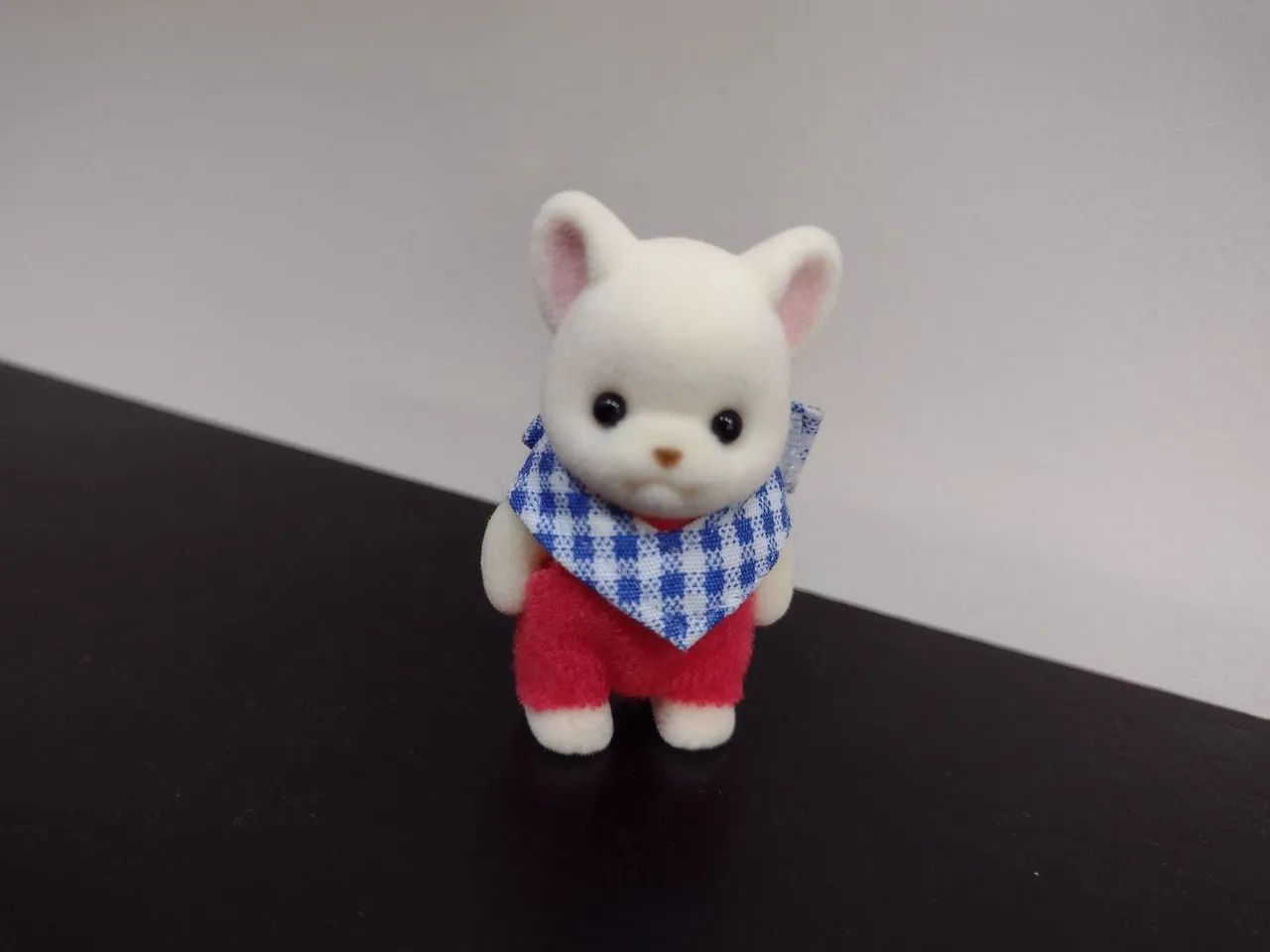 Sylvanian Families Bebê Buldogue 