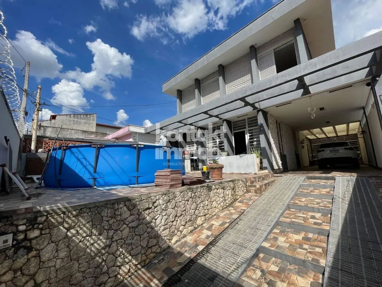 Casa - Sobrado com 4 Quartos à Venda, Vila Hortência - Sorocaba