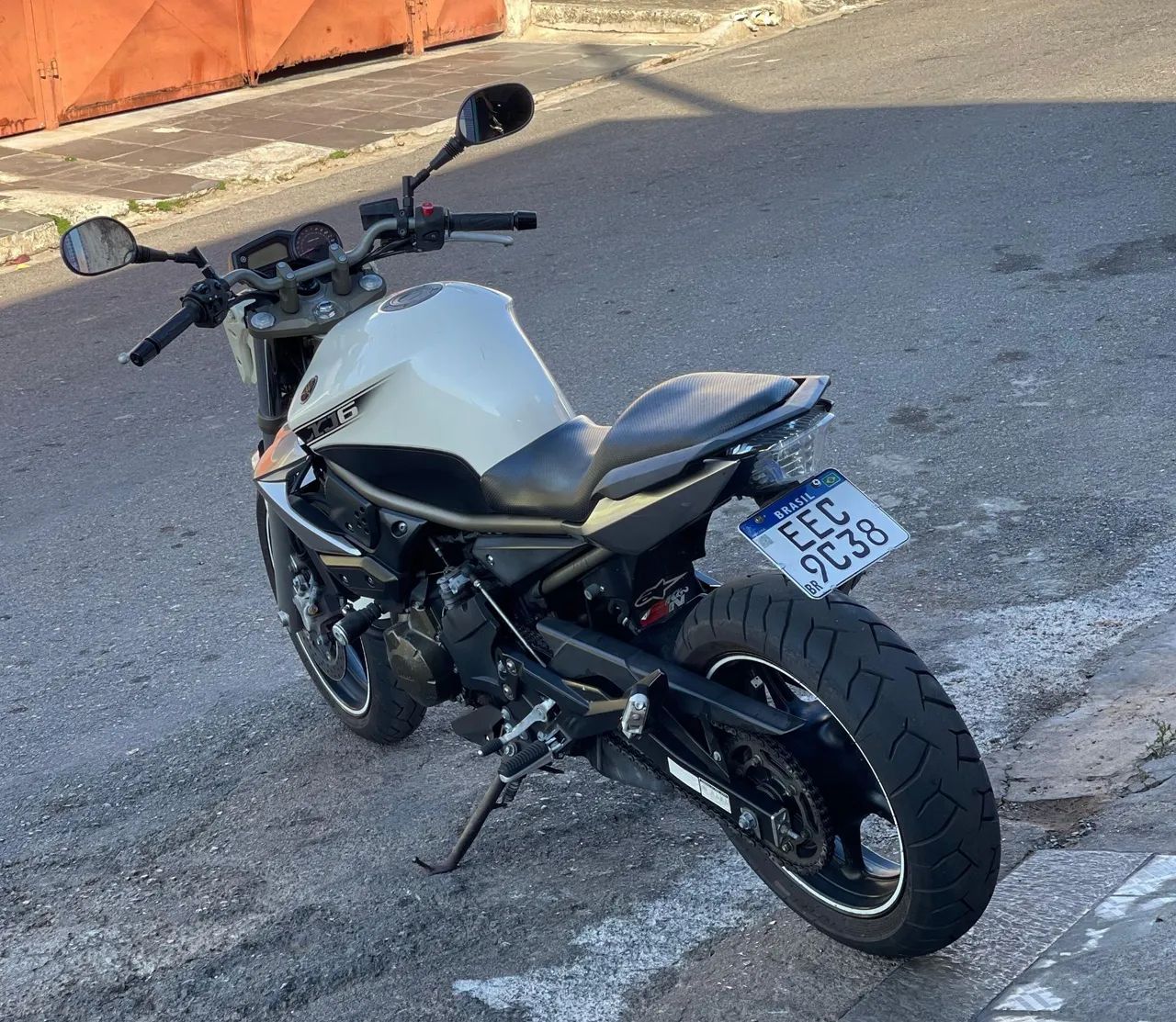 Xj6 - Foto 2