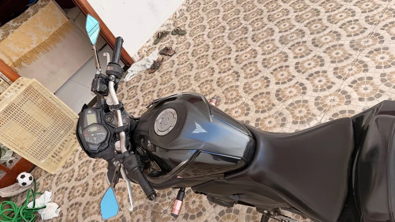 Moto mt3 preta  - Foto 3