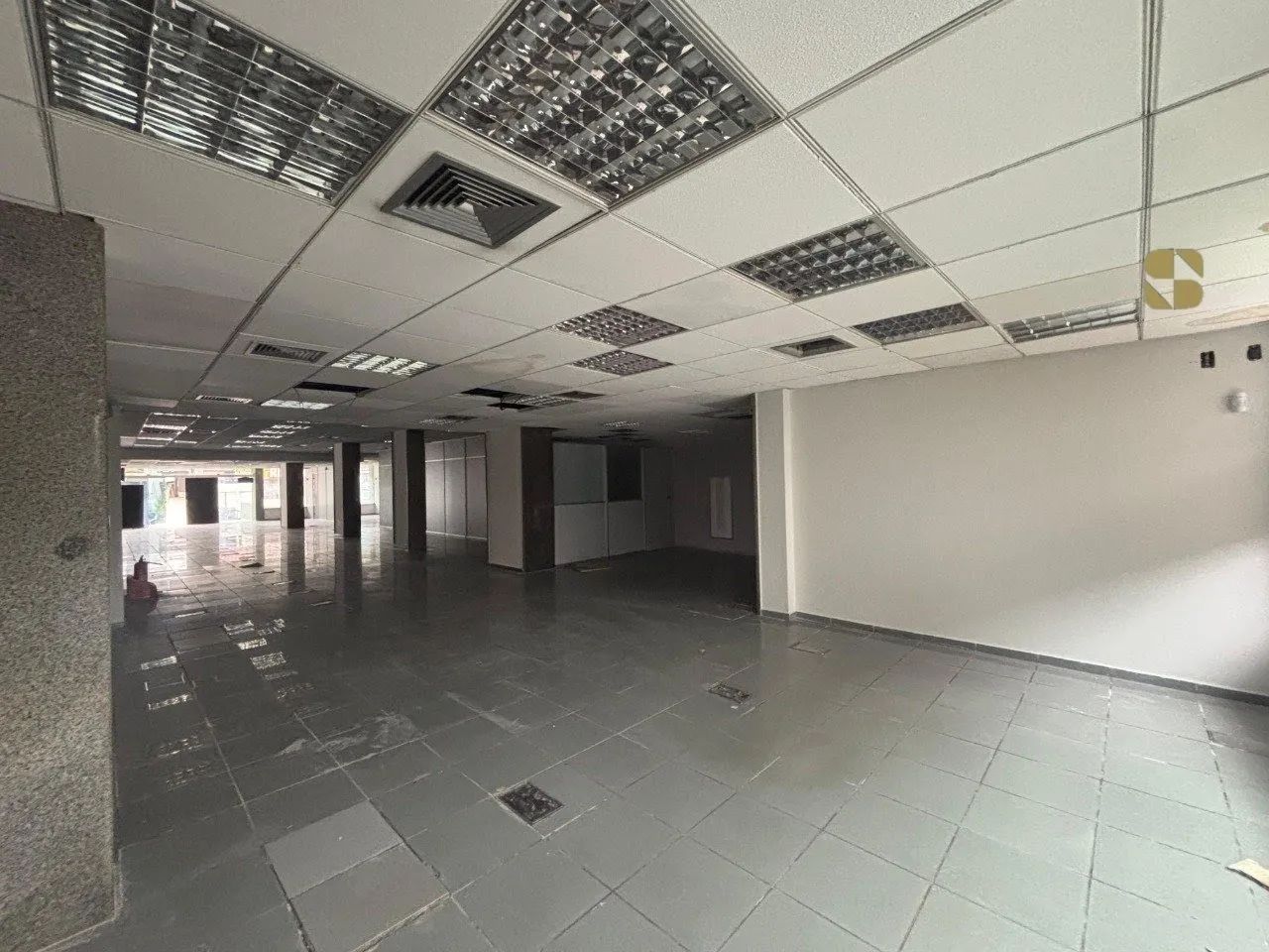 Sala Comercial à Venda em Cuiabá - Centro-Sul - Foto 2