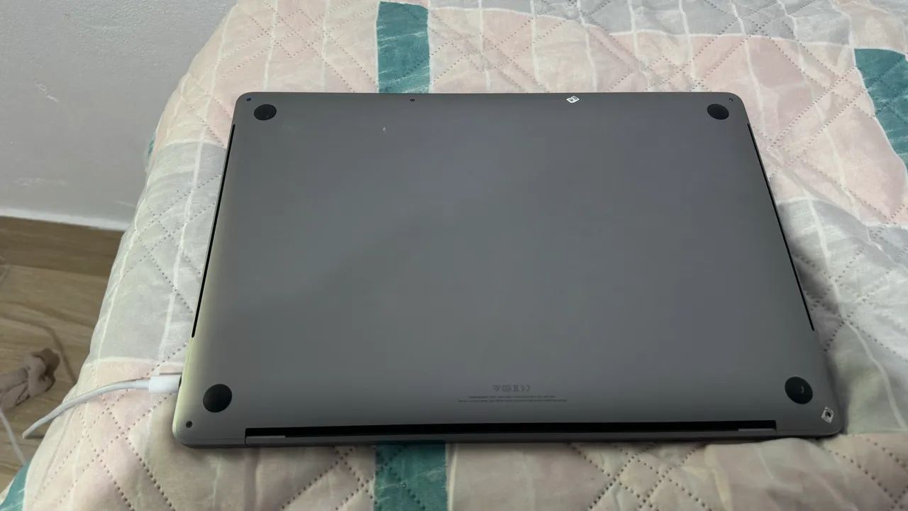 Macbook Pro Touch Bar 16? i7 16gb Ssd 512gb - Notebooks