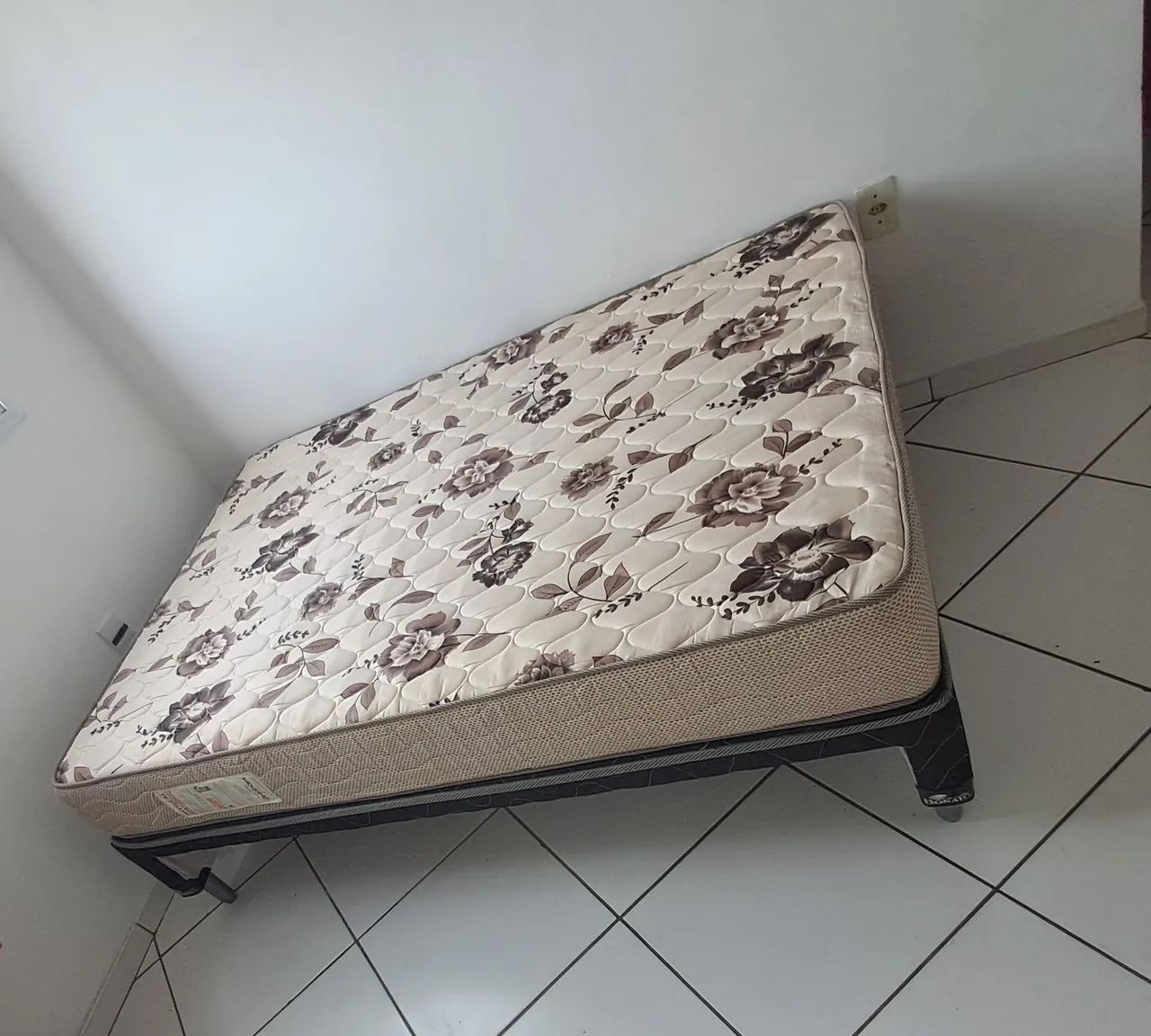 Cama em ótimo estado  - Foto 2