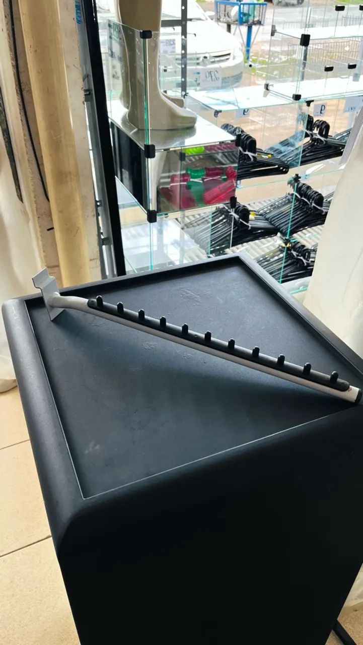 Arara/Expositor de cabides  - Foto 2