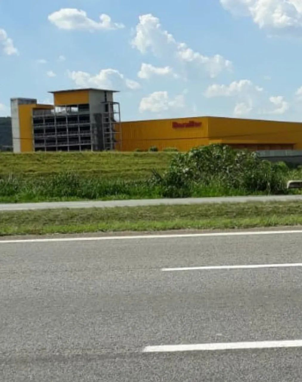 Galpão para Venda em Araçariguama, Centro
