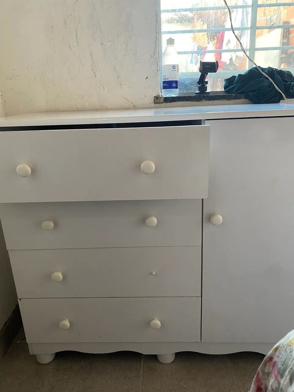 Vende-se Está Cômoda Semi nova! - Foto 2