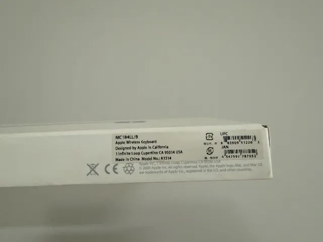 Teclado Apple Wireless Keyboard A1314 Bluetooth (Pilhas) - Com Defeito, para Peças - Foto 2