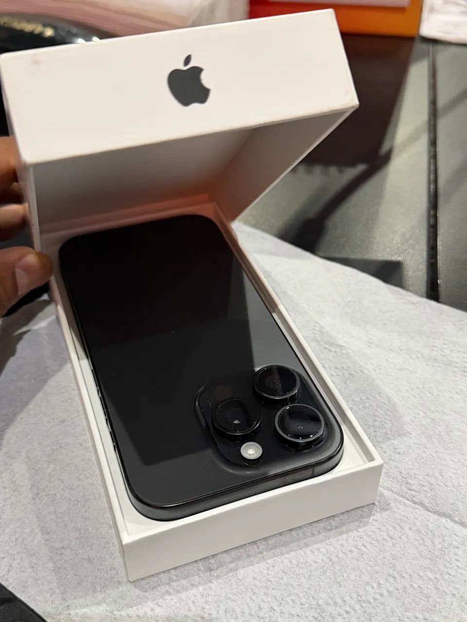 iPhone 16 Pro 512GB - usado em excelente estado  - Foto 2
