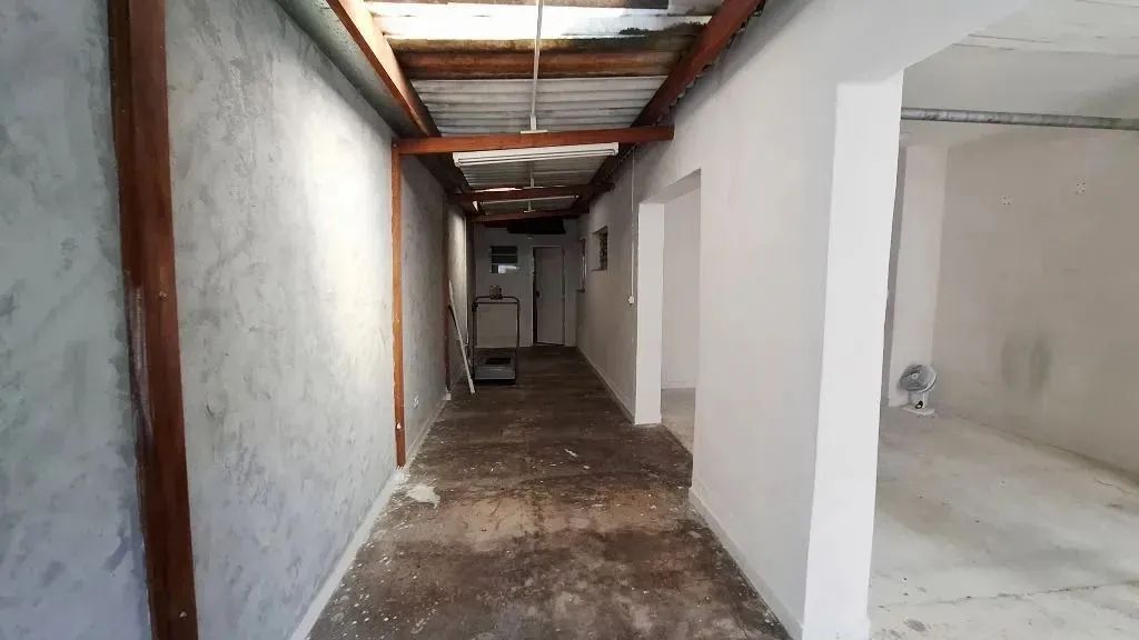 Imóvel para venda com 250 metros quadrados com 3 quartos - Foto 13