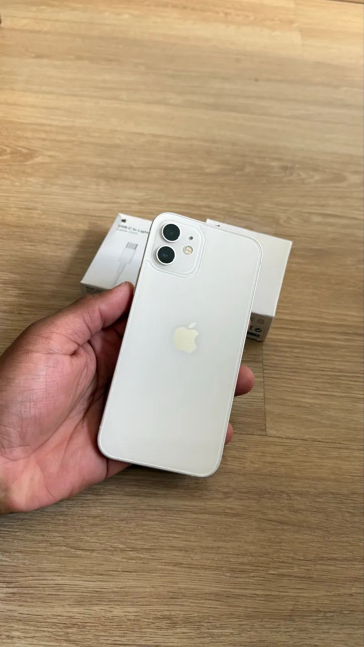 iPhone12 ホワイト　128GB Apple iPhone 12 (128 GB) - Branco | Frete grátis