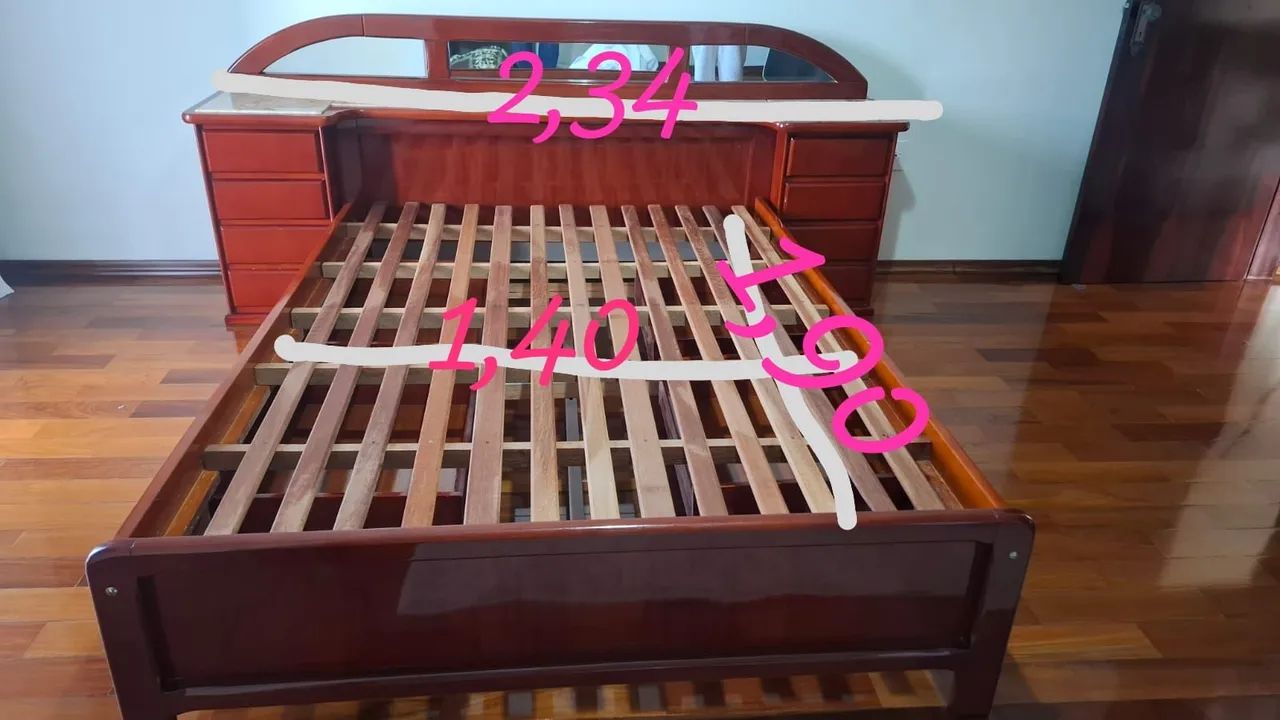 Cama de Casal Completa - Estilo Clássico / Mogno com Cabeceira Funcional - Foto 4